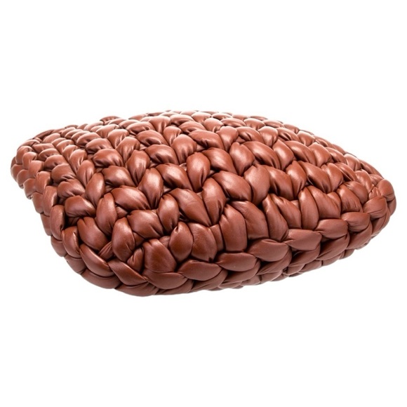 Chloé | NWT Wooden C Large Woven Leather Shoulder bag w/Pouch - Picture 5 of 15